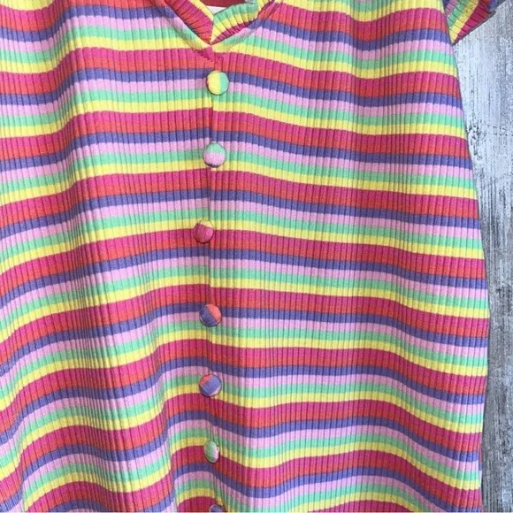 NWT THML Rainbow Ribbed Faux Button Stretch Blouse Women’s - Picture 3 of 4